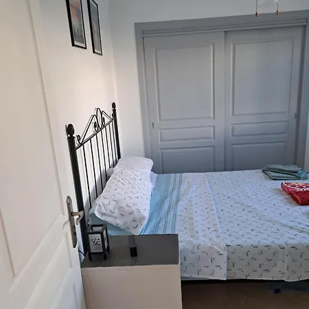 Apartment B10 Arenas *